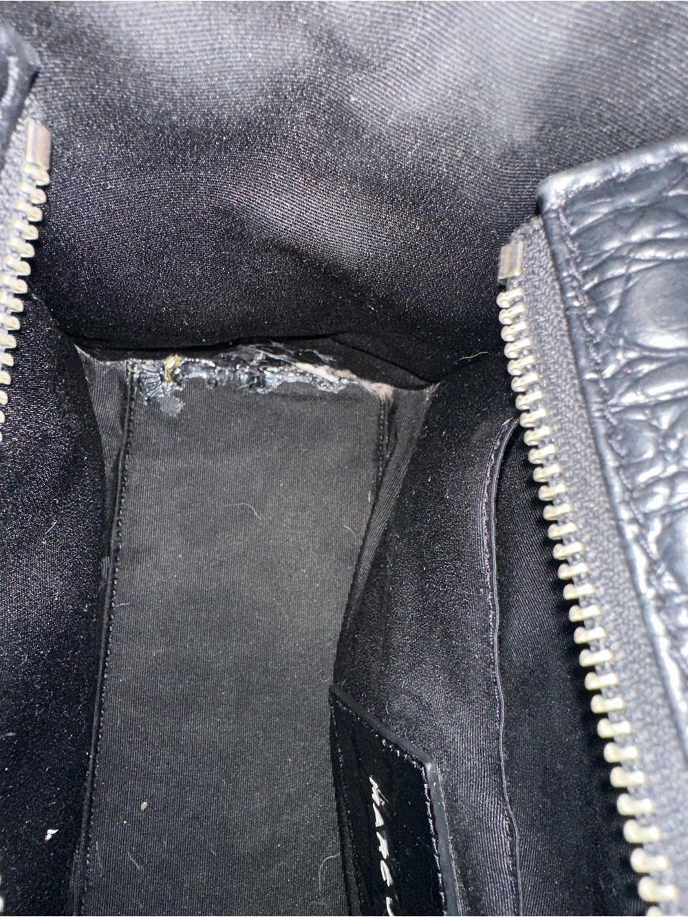 Marc Jacobs Black Croc-Embossed Tote Bag - Picture 6 of 9